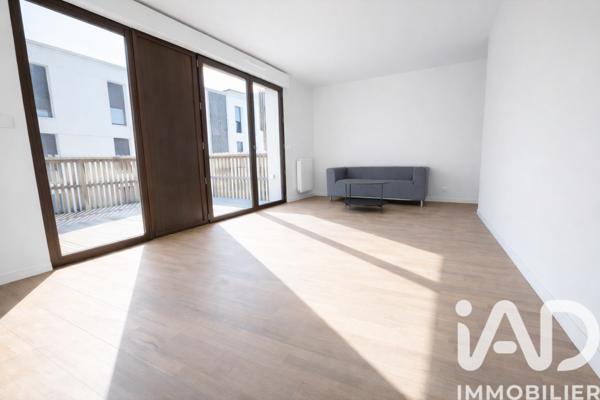 Location appartement 2 pièces 43 m² Villejuif