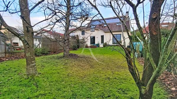 Maison 6 pièce(s) 142 m2