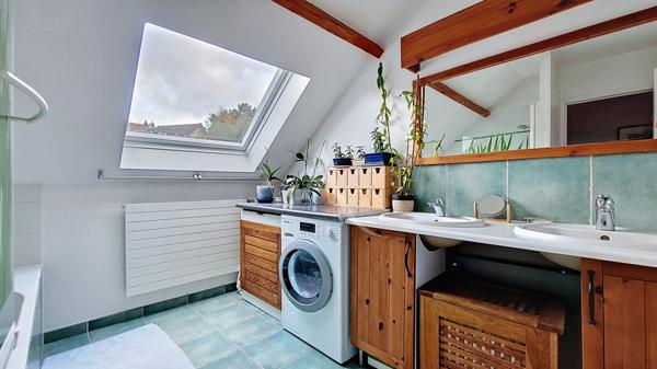 Maison 6 pièce(s) 142 m2