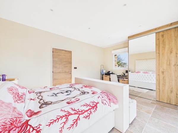 Maison 4 pièces - 94 m²