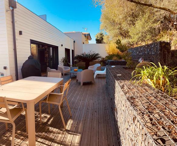 villa d'architecte avec piscine