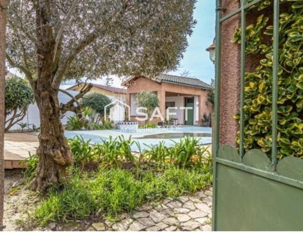 Secteur calme, proche commerces et collège