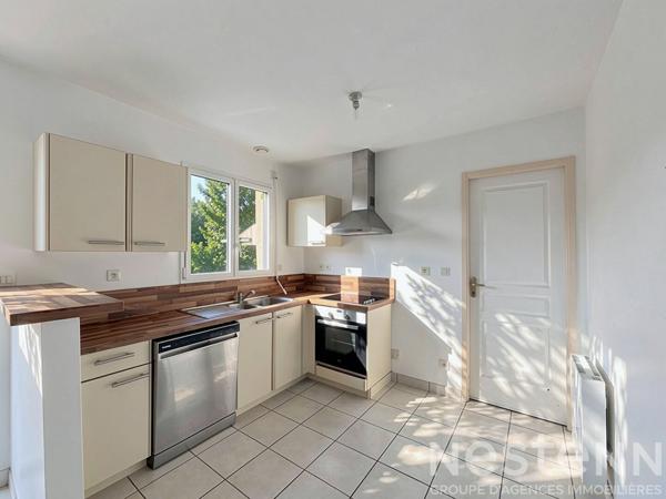 Maison 4 chambres, vie de plain pied, garage et jardin - 92m² - Kernours Kervignac