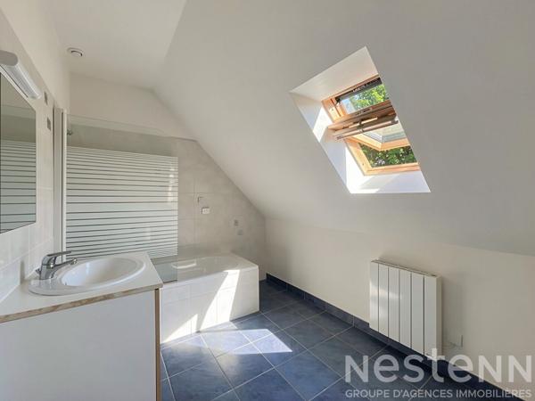 Maison 4 chambres, vie de plain pied, garage et jardin - 92m² - Kernours Kervignac