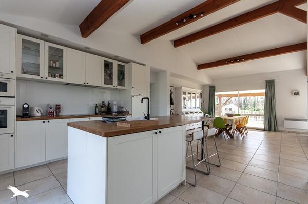 Maison à vendre |                                       Vanxains |                                        4 pièces  |  139 m²