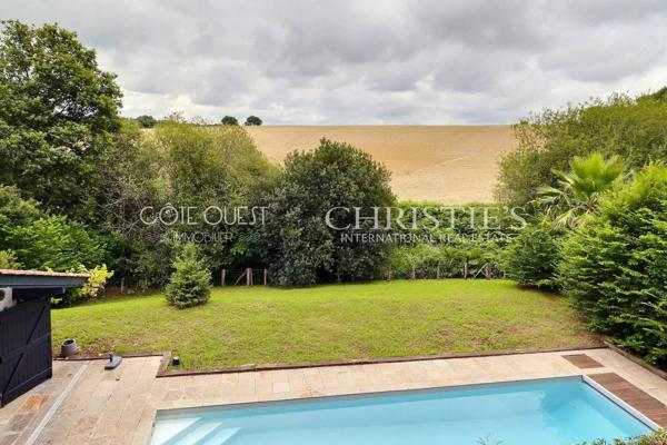 À vendre Arbonne - Maison avec piscine proche Biarritz