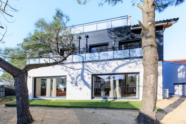 Capbreton – Double Villa d'Exception à 100 m de l'Océan | Vue Pyrénées & Rooftop Panoramique Détails des diagnostics énergétiques