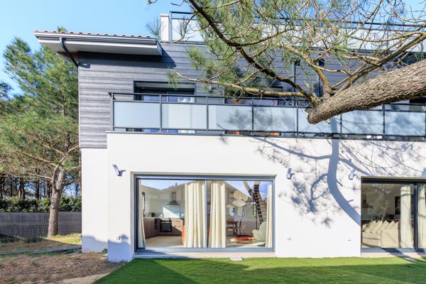 Capbreton – Double Villa d'Exception à 100 m de l'Océan | Vue Pyrénées & Rooftop Panoramique Détails des diagnostics énergétiques