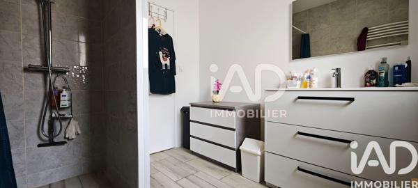 Maison à vendre 4 pièces 98 m² Fontenay-le-Comte