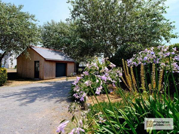 Maison de pêcheur rénovée avec terrain constructible à Saint-Guénolé, Penmarch