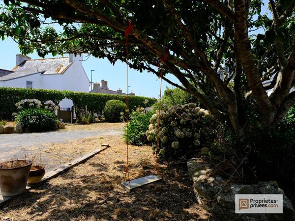 Maison de pêcheur rénovée avec terrain constructible à Saint-Guénolé, Penmarch