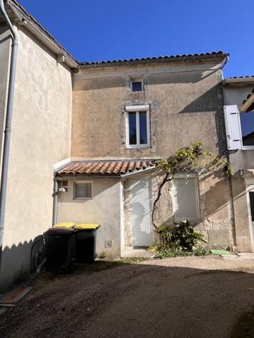 Maison à vendre |  La Couronne |  2 pièces | 78 m²