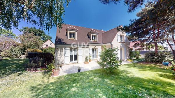 Maison Spacieuse et Lumineuse de 178 m² avec 4 Chambres et Grand Jardin