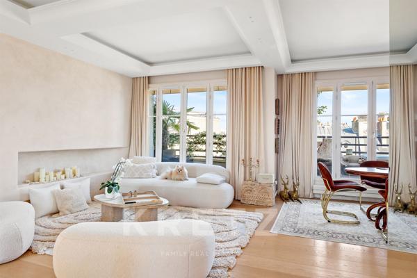 Appartement d’exception avec rooftop et vues panoramiques sur tout Paris