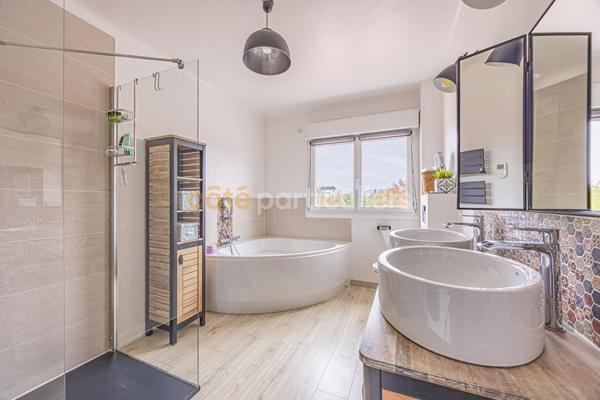 Vente Maison138 m² - 6 Pièces - BOUGUENAIS (44340)