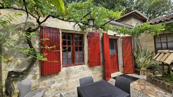 Propriété pièrre: une demeure et 3 gîtes à 15mins de Saint André de Cubzac