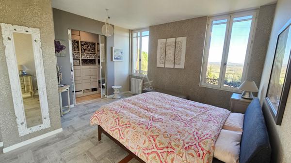 Propriété pièrre: une demeure et 3 gîtes à 15mins de Saint André de Cubzac