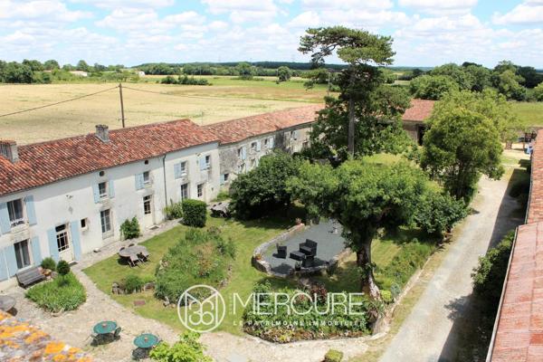 Propriété à Saint-Jean-d'Angély
