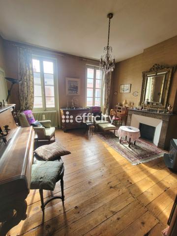 Maison 10 pièces - 250 m²