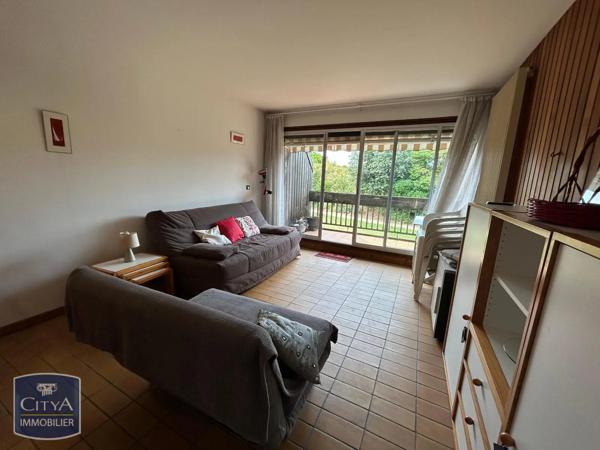 Appartement à louer 2 pièces 41m² La Rochelle (17000)