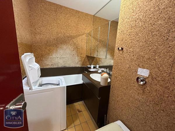 Appartement à louer 2 pièces 41m² La Rochelle (17000)