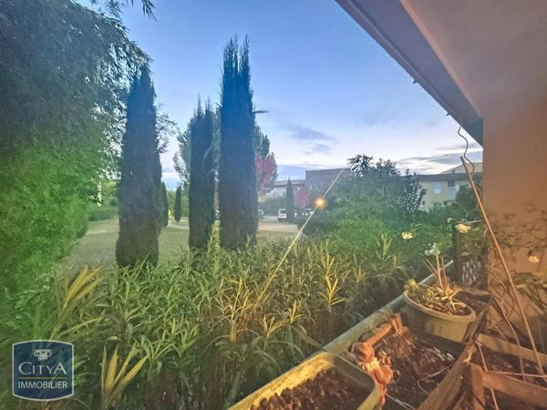 Appartement à louer 3 pièces 76.1m²