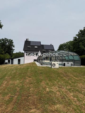 Maison à COURTENAY, 45320 - 8 pièces 220m²