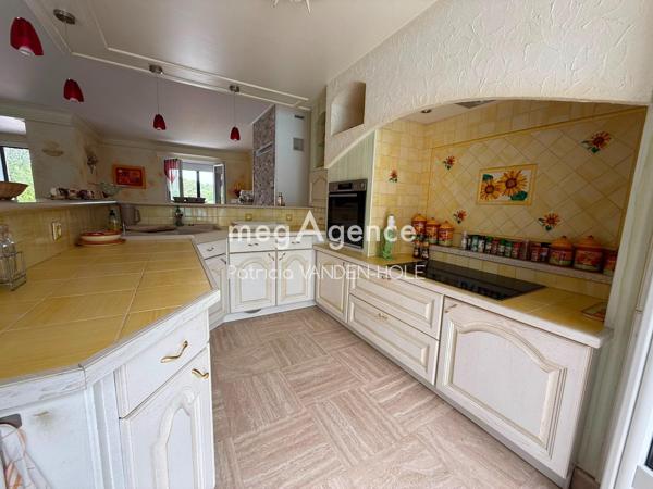 Maison à COURTENAY, 45320 - 8 pièces 220m²
