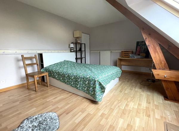 Brissac-Loire-Aubance - maison familiale avec vie de plain-pied, garage et jardin à seulement 15 minutes du Sud d'Angers.