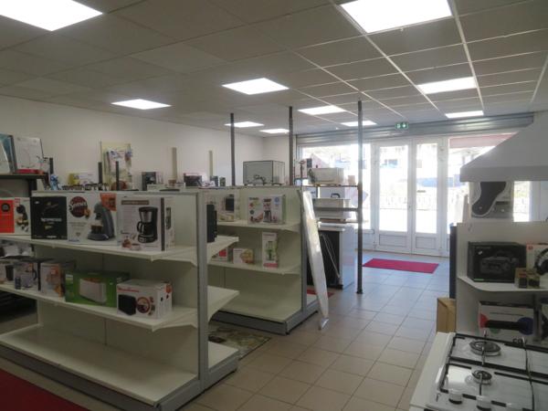 MAGASIN d'ELECTROMENAGER - TV - HI-FI - LITERIE - ALARME à vendre à ANNOT (04)