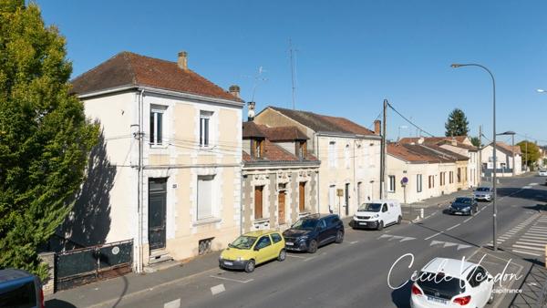 Maison à vendre 5 pièces, Bergerac 4 chambres sur 257 m2 de terrain