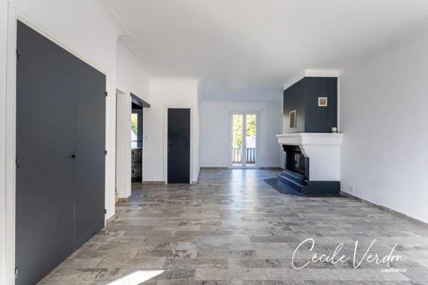 Maison à vendre 5 pièces, Bergerac 4 chambres sur 257 m2 de terrain
