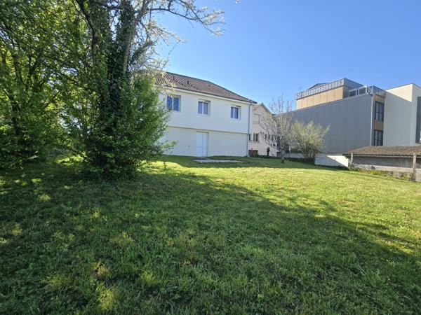 Brive-la-Gaillarde (19100) Brive-La-Gaillarde : maison à louer pour petite famille