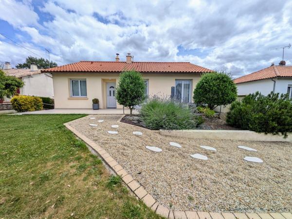 Maison à vendre 98.18 m² - CERIZAY (79)