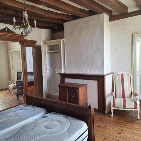 Maison en pierre de 182 m²