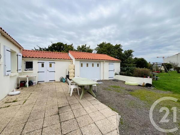 Maison à vendre  4 pièces - 69 m 2   ST HILAIRE DE RIEZ  - 85