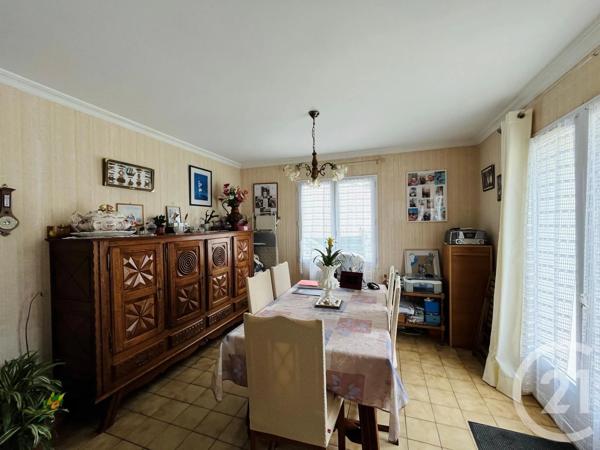 Maison à vendre  4 pièces - 69 m 2   ST HILAIRE DE RIEZ  - 85