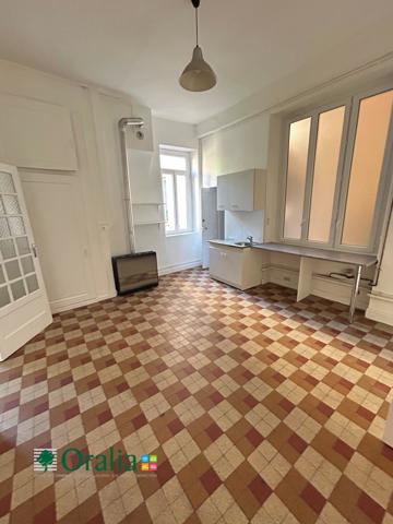 Appartement · Location Lyon (69001) 2 pièces · 61m²