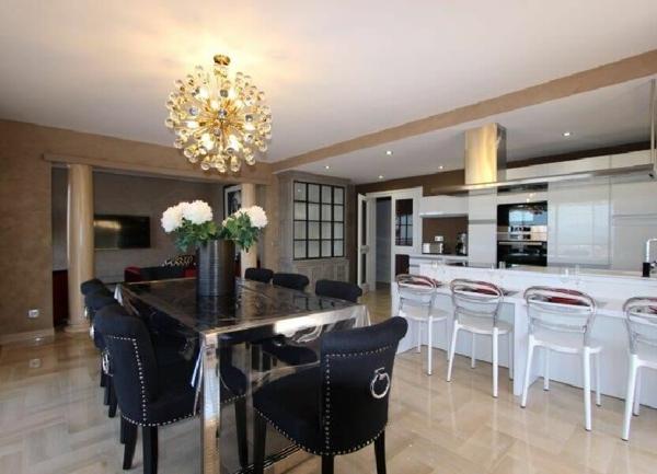 Appartement à vendre    4 pièces •  Le Cannet