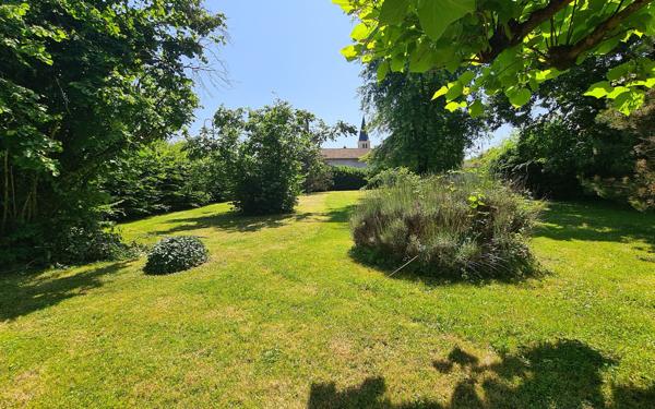 Maison à vendre    6 pièces • 180,69 m2 Grièges