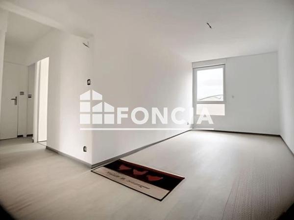 À vendre Appartement 5 pièces 78.4 m² - Saint-pierre-lès-elbeuf 76320