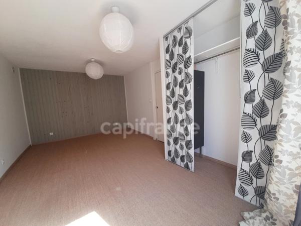 Maison à vendre 4 pièces BRIEC (29510)- Centre ville- 2 chambres- 3 niveaux - surface habitable 115.68m2- parcelle de 73m2