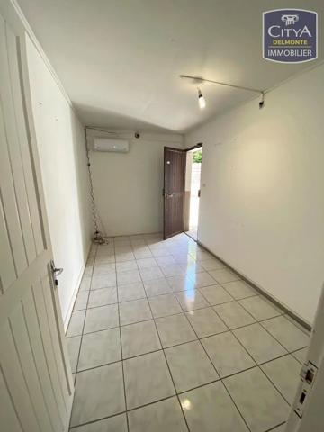Local commercial à vendre 45m² Saint-Pierre (97410)