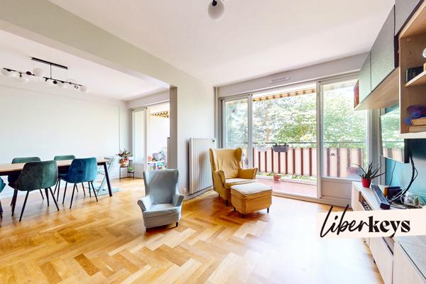 Bel appartement T4 de 101m² entièrement rénové, avec balcon - Quartier Chavril - Sainte Foy Lès Lyon