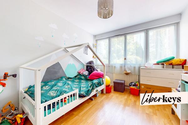 Bel appartement T4 de 101m² entièrement rénové, avec balcon - Quartier Chavril - Sainte Foy Lès Lyon