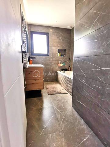 Maison contemporaine de 142 m²