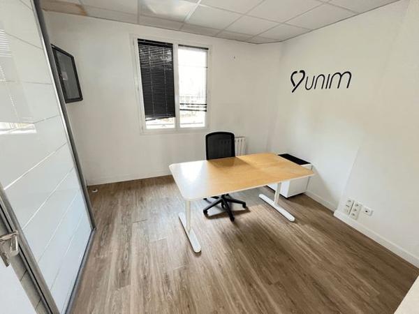 Location Local commercial 2 pièces 71 m² - 13 RUE DE LA BOULE Flers 61100