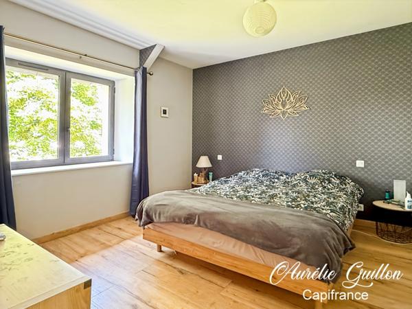 Longère rénovée de 180 m² avec garage, terrain, puits - Ploërmel