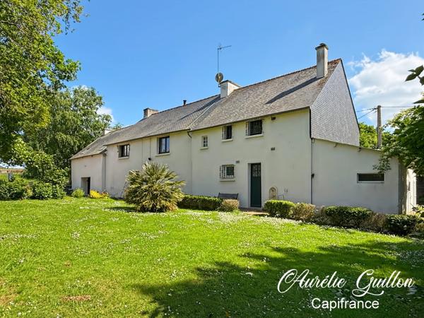 Longère rénovée de 180 m² avec garage, terrain, puits - Ploërmel