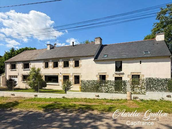 Longère rénovée de 180 m² avec garage, terrain, puits - Ploërmel